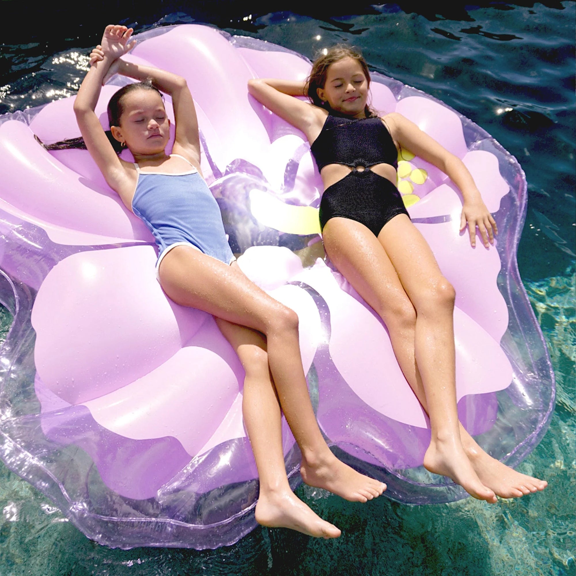SUNNYLIFE Luxe Lie-On Float - Hibiscus